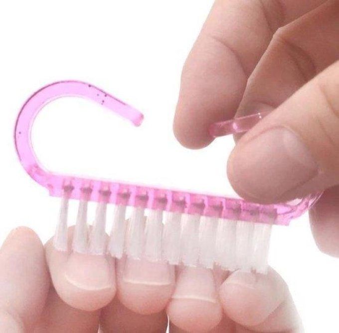 Petite brosse manucure ROSE 